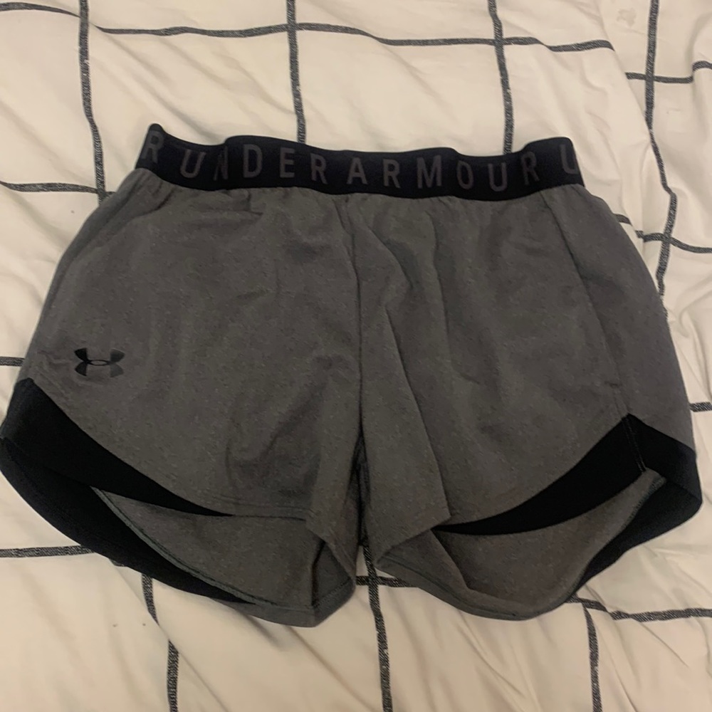 under armour grey shorts!